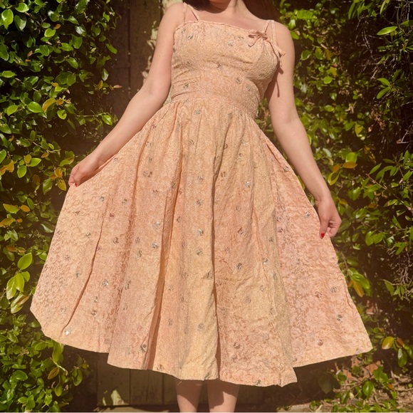 Vintage 50s 60s Pastel Pink Lace Midi Cocktail Party Dress with Metallic Accents - Picture 2 of 13